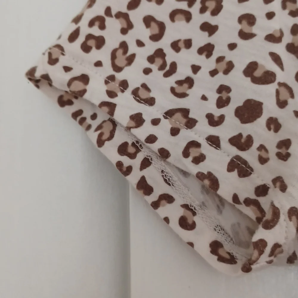 J.Crew top S leopard vintage 100% cotton shirt Work Office classic animal Tshirt